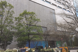 日本橋アネックス広場からCOREDO裏側