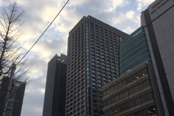 海運橋から日本橋方面をみたところ