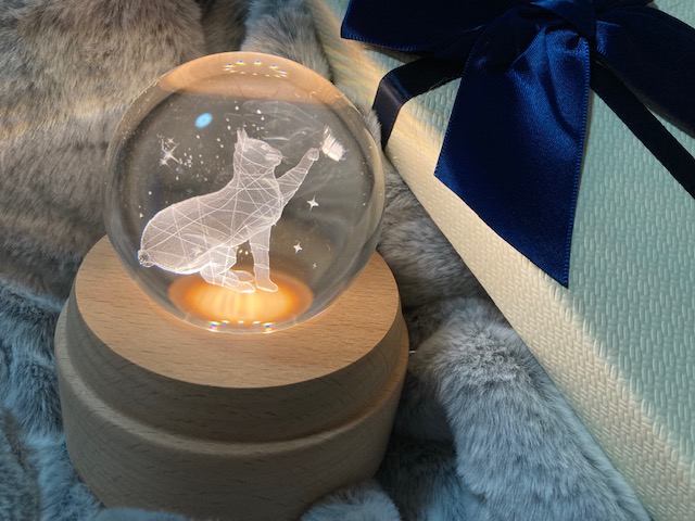 猫猫グッズ通販衝動買い～クリスタルライトと猫フィール