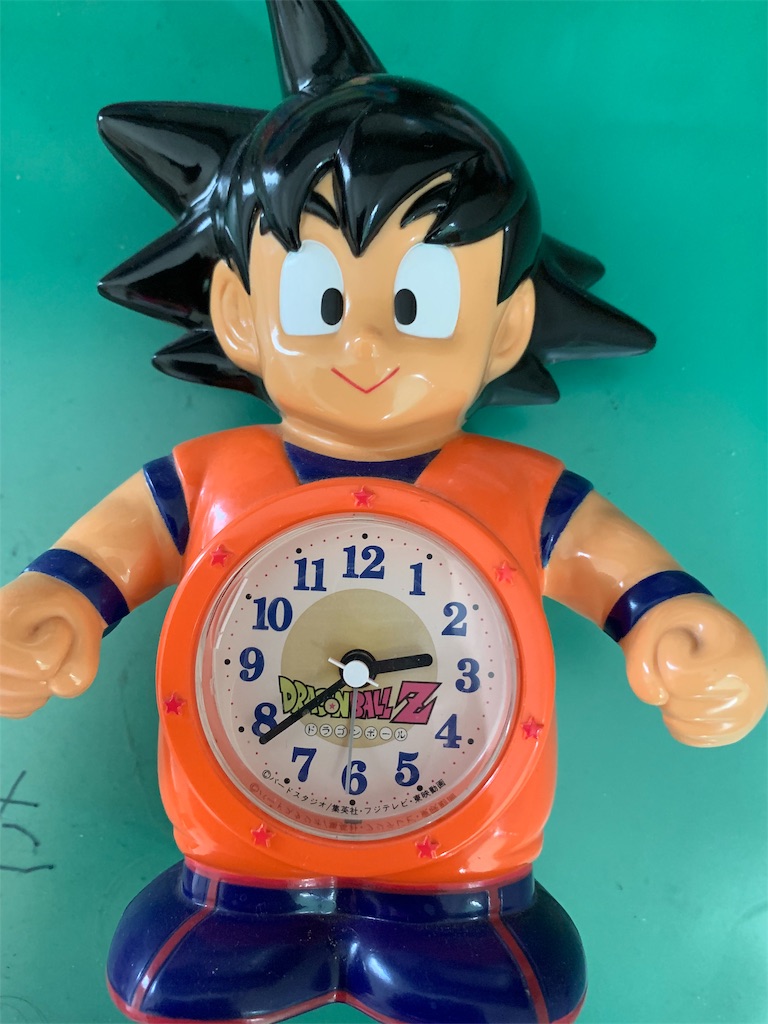 ドラゴンボール 目覚まし時計 おすすめ 悟空 走る目覚まし時計
