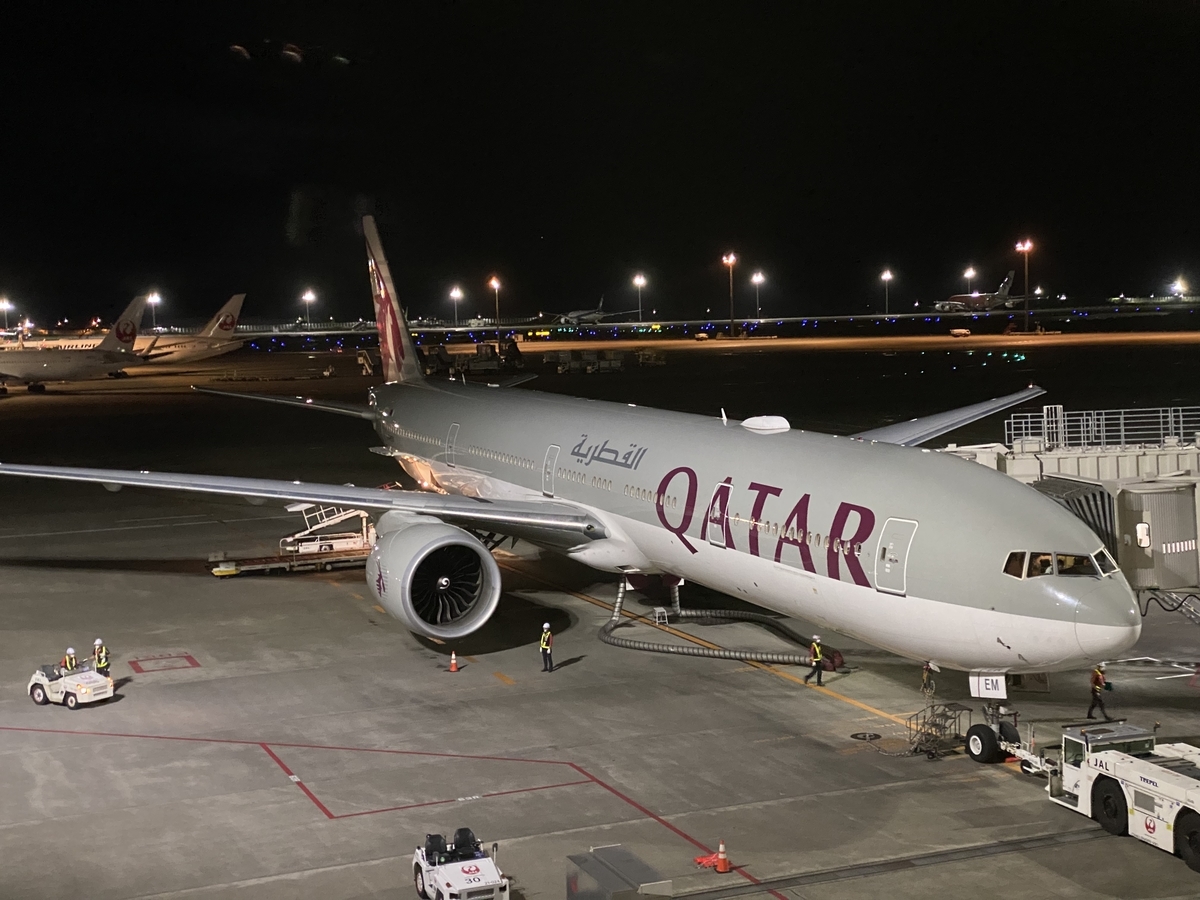 ラスト カタール航空 B777-300ER 飛行機 ラストレア カタール航空 B777-300 1/200 飛行機（1/200 B777