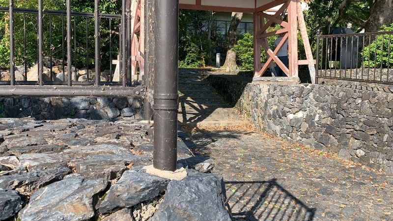 f:id:laquari:20190620081404j:plain f:id:laquari:20190620081404j:plain
