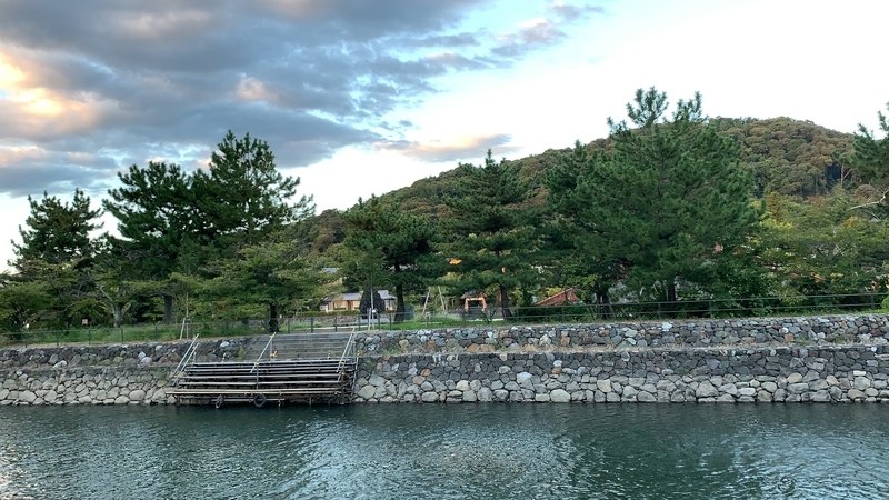 f:id:laquari:20191011121927j:plain f:id:laquari:20191011121927j:plain