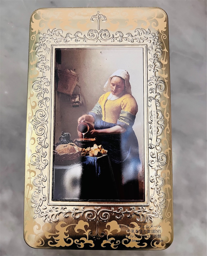 フェルメールのクッキー缶 - らりーかぴあの, image size:827x1024