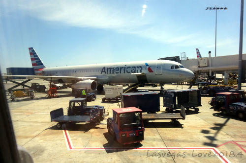 アメリカン航空機