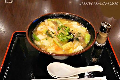 新千歳空港温泉　あんかけ塩ラーメン