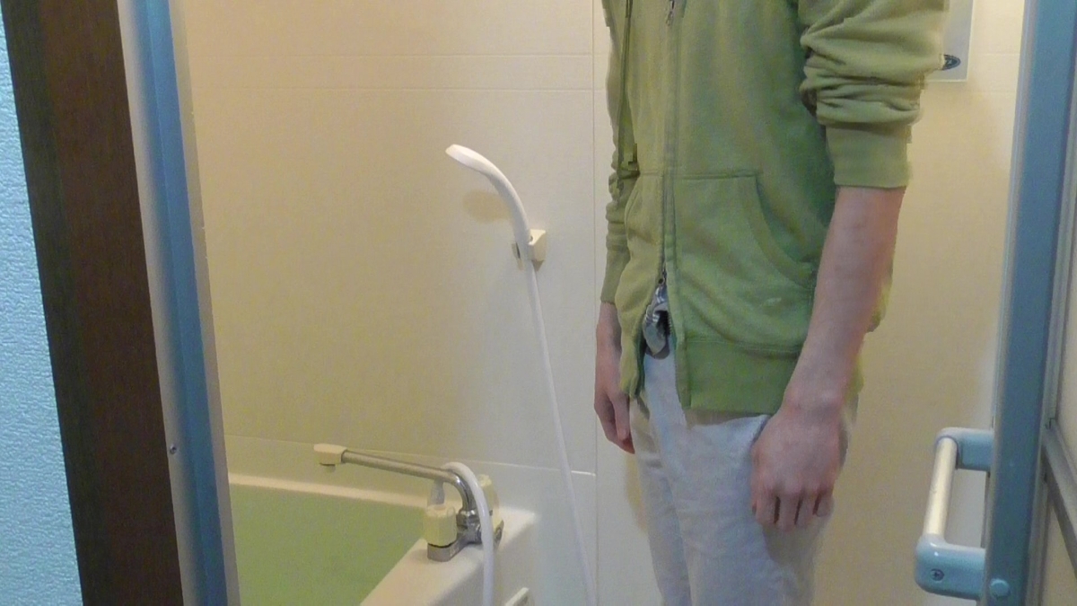 服を着たまま風呂に入りたい 曇り時々