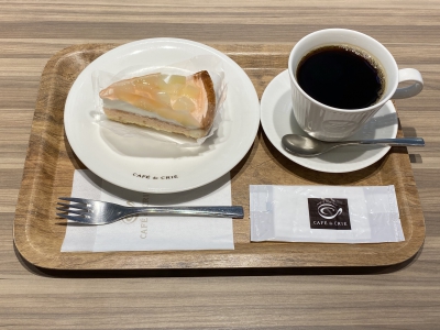 カフェ・ド・クリエグランサンシャイン通り店
