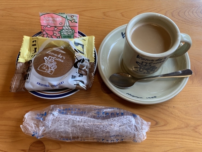 コメダ珈琲町田鶴川店