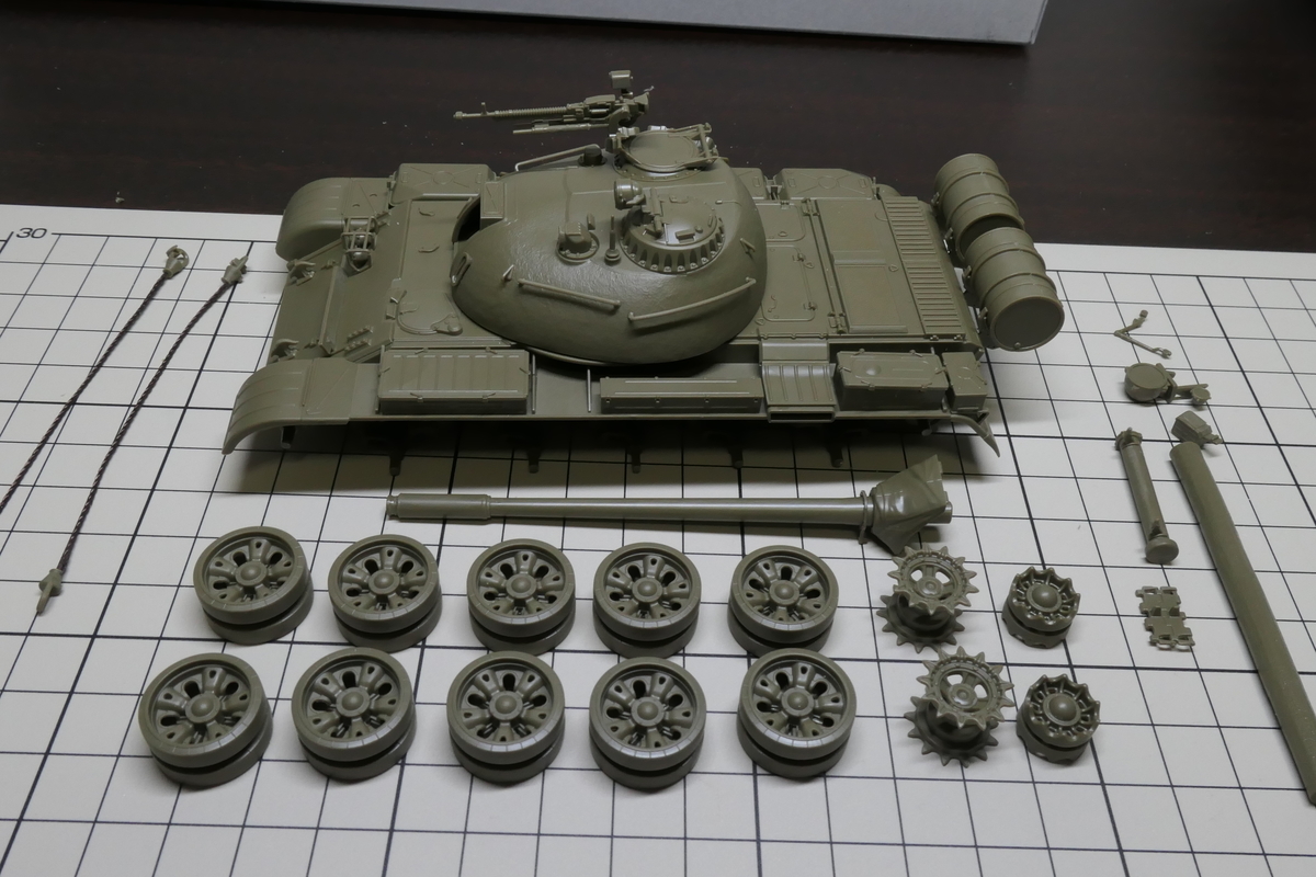 タミヤ 1/48 ソビエト戦車T-55を作る（2作目 - どらの自由帳