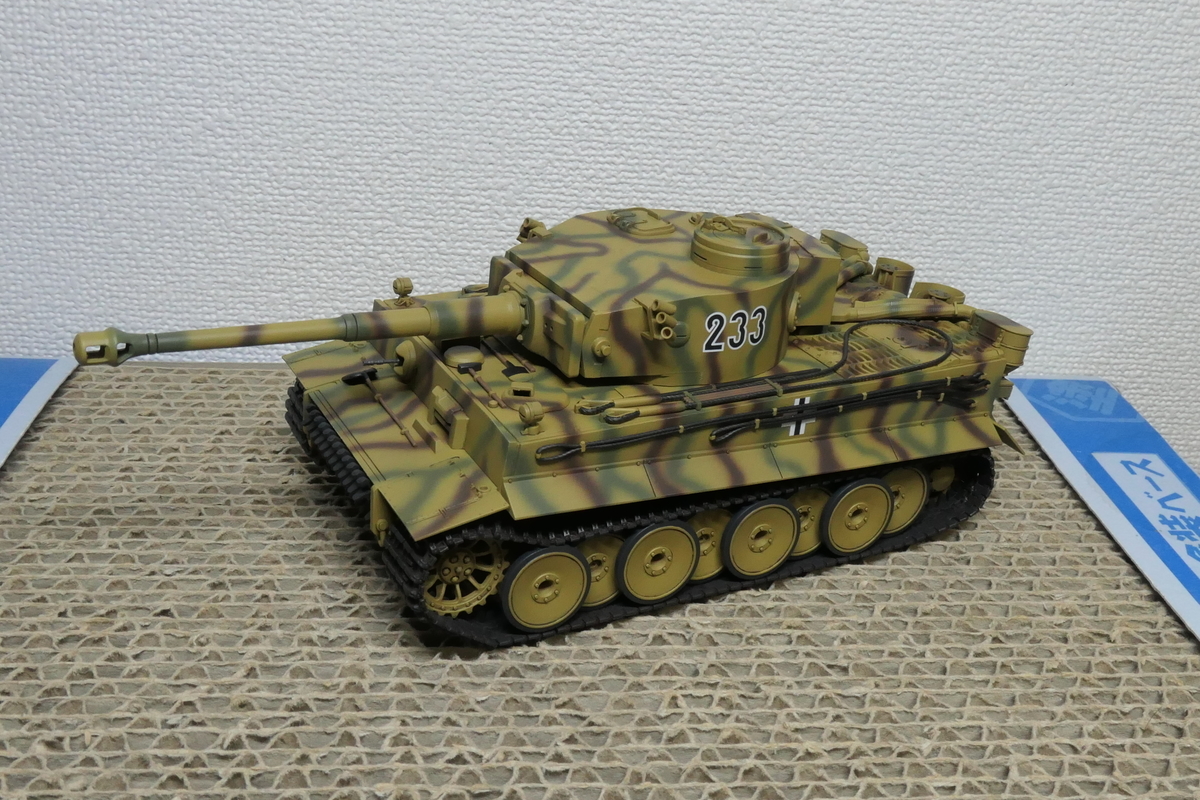ダイキャスト　タイガー戦車 ダイキャスト素材が多用されたティーガーI型の初期生産型