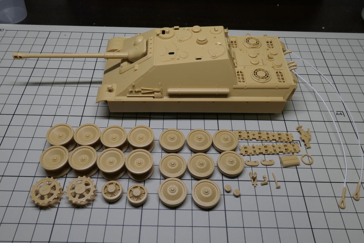 タミヤ 1/48 ヤークトパンサーを作る - どらの自由帳