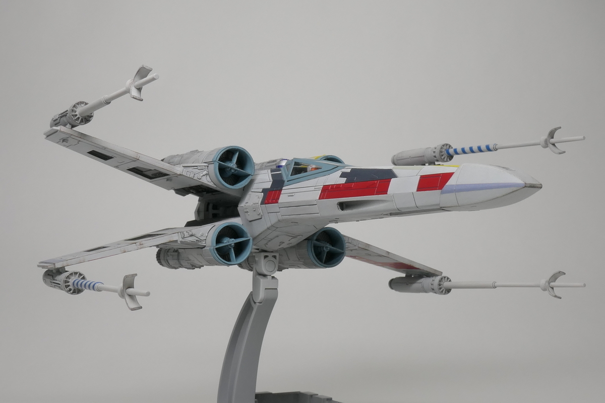 バンダイ　1/72 Xウィング・スターファイター　完成品　ジオラマ バンダイ 1/72 Xウィング・スターファイターを作る 完成写真