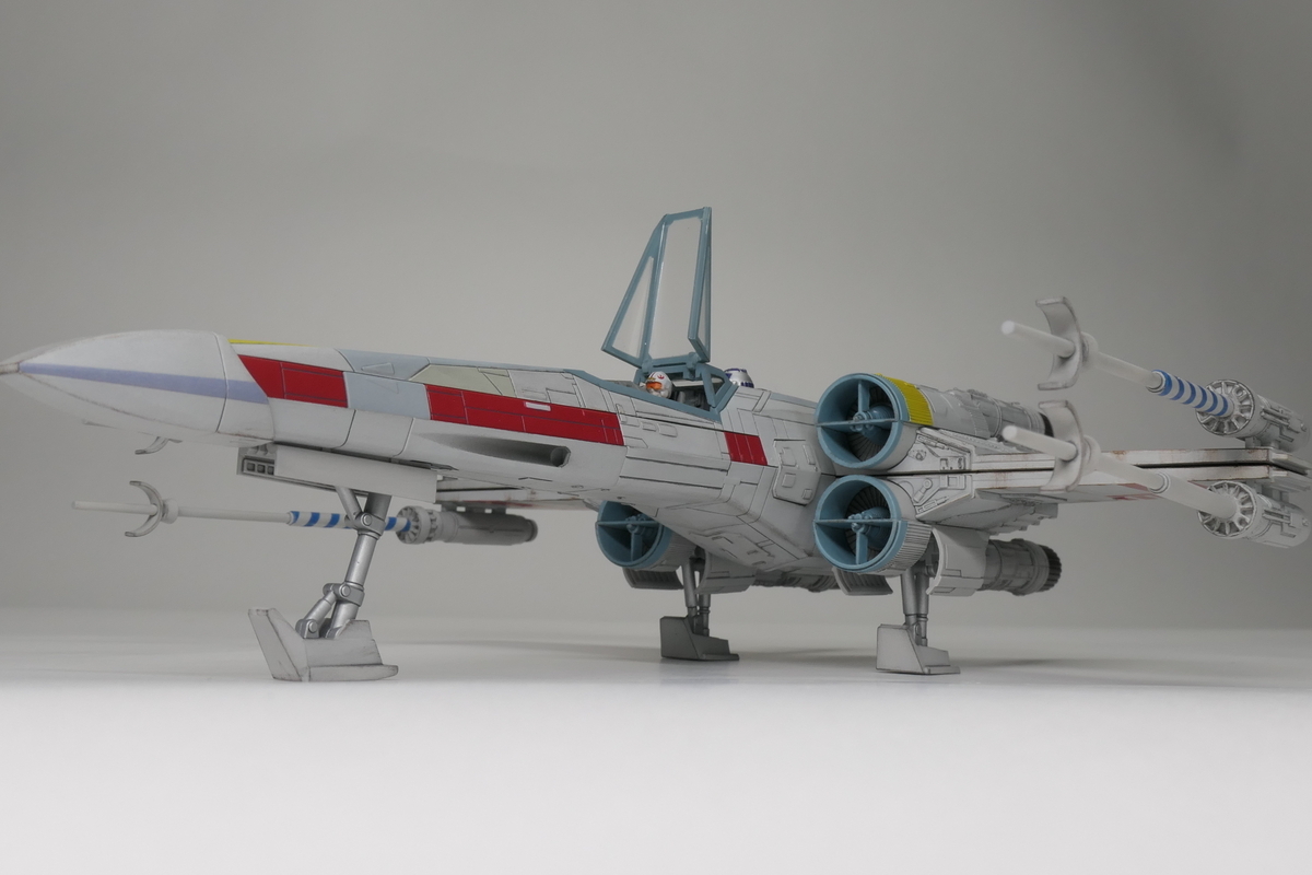 バンダイ　1/72 Xウィング・スターファイター　完成品　ジオラマ バンダイ 1/72 Xウィング・スターファイターを作る 完成写真