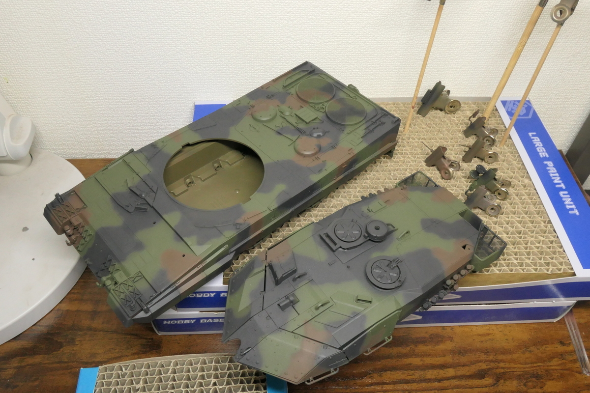 タミヤ 1/35 レオパルト2A6ウクライナ軍を作る その2 - どらの自由帳