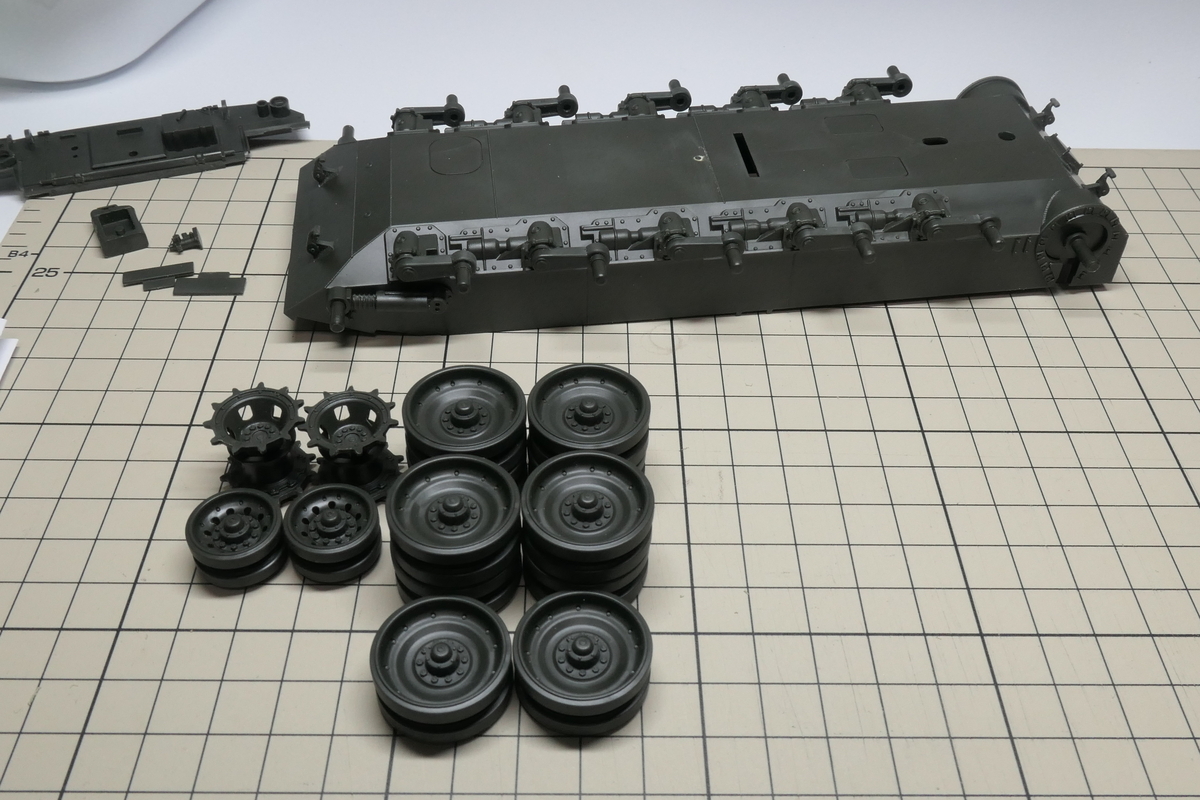 タミヤ 1/35 陸上自衛隊74式戦車を作る - どらの自由帳