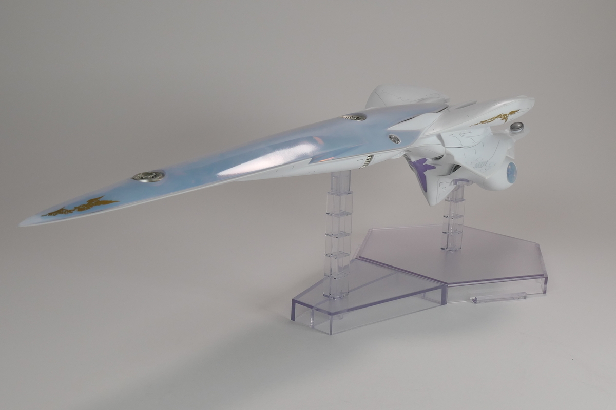 コトブキヤ1/3000ブリュンヒルト塗装済完成品 コトブキヤ 1/3000「ブリュンヒルト」を作る 完成品写真 - どらの自由帳