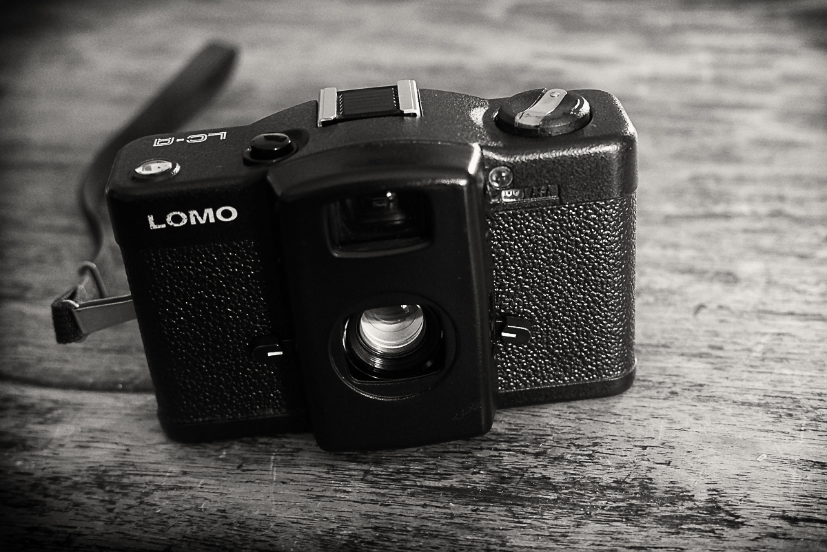 Lomo LC-A でメルボルンの高層ビルを撮る - 路地裏メルボルン