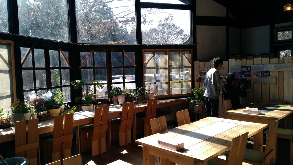 RVパークみどりの村　村カフェ
