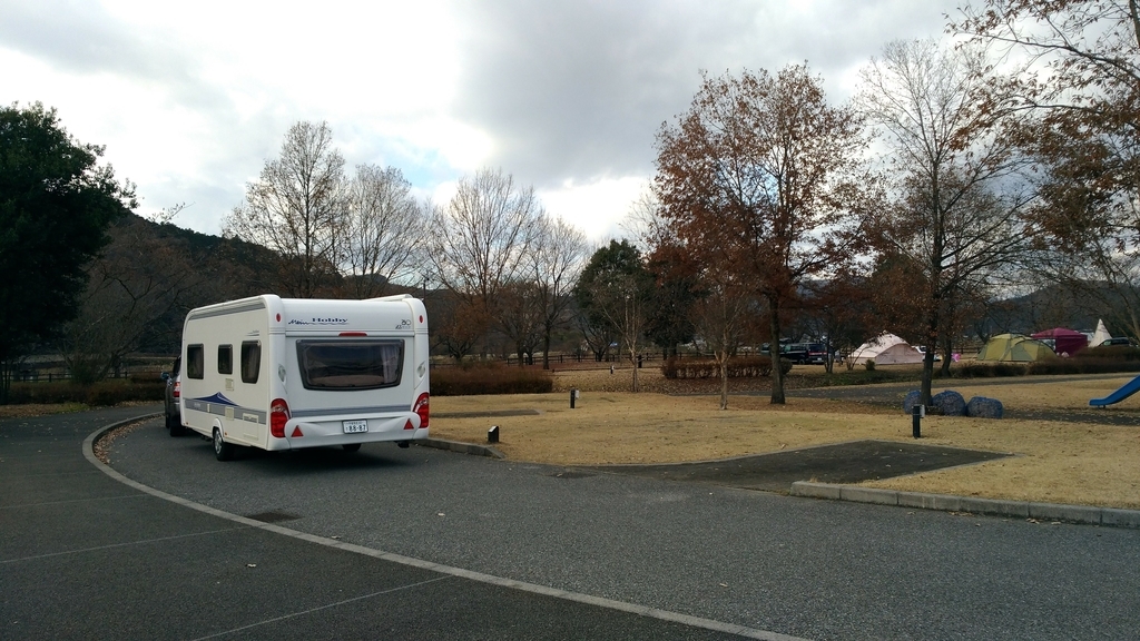 f:id:leo-roy:20181224224737j:plain 鹿沼市出会いの森オートキャンプ場