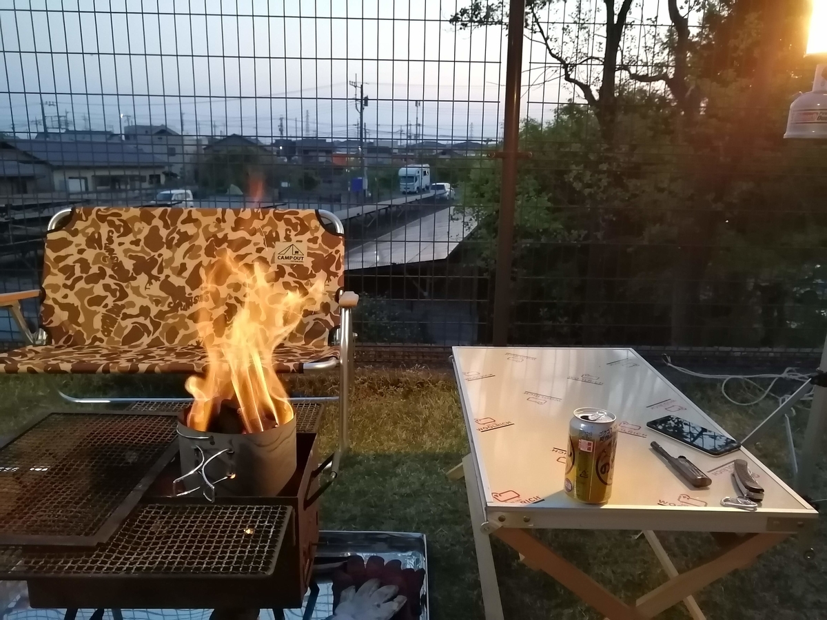 自宅 庭 キャンプ テント泊