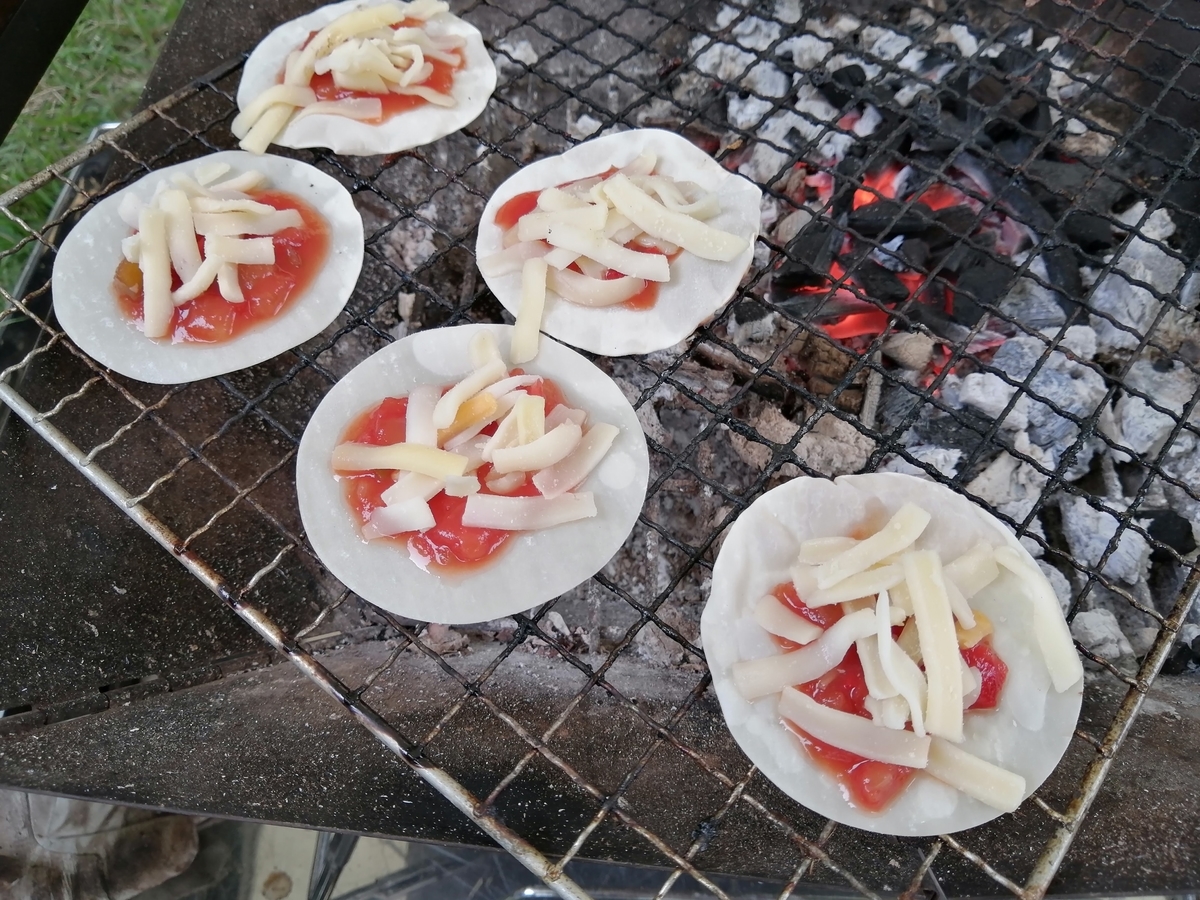 餃子の皮　ピザ