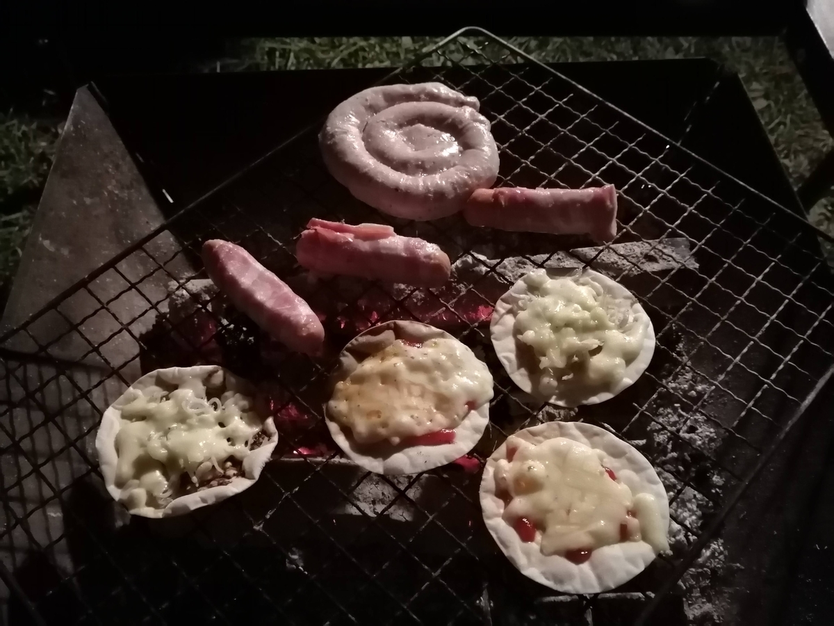 ふもとっぱら キャンプ キャンピングトレーラー 焼き焼き