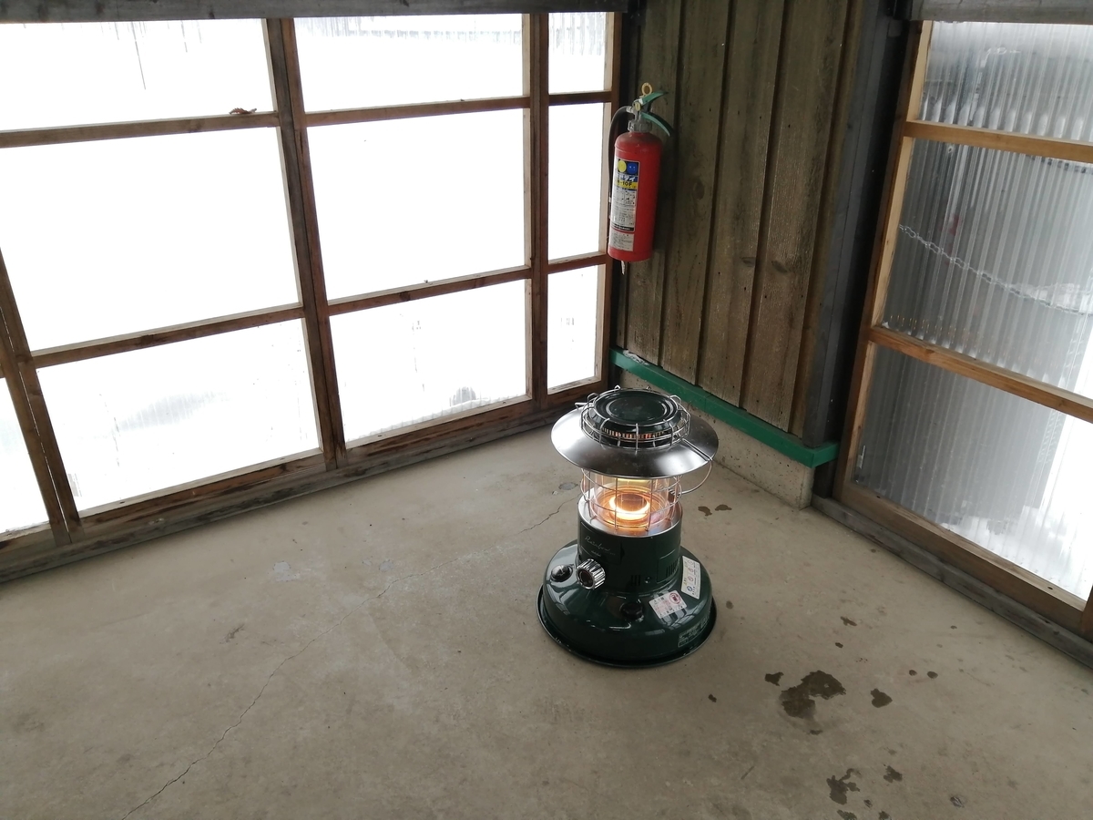 エンゼルフォレスト那須白河 キャンピングトレーラー 雪中キャンプ 炊事場 暖房