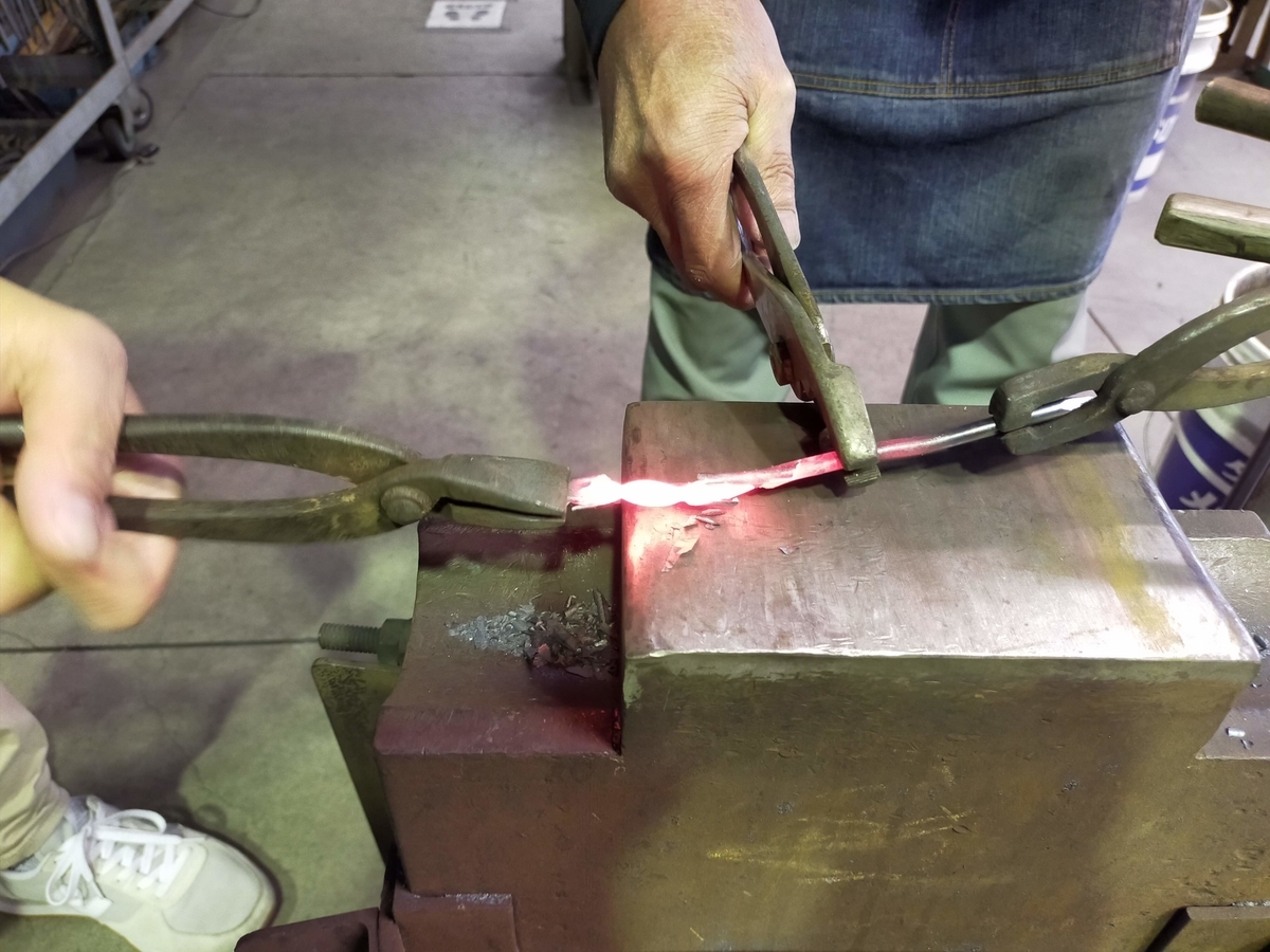 三条市 三条鍛冶道場 ものづくり体験 ペーパーナイフ 五寸釘