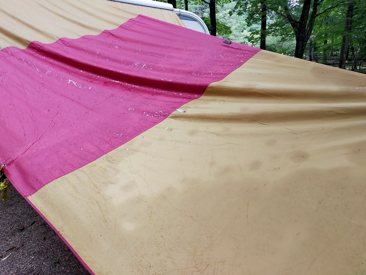 雨キャンプ ⁡⁡⁡キャンプ飯 ローストビーフ丼⁡ ミネストローネスープ⁡ アヒージョ ⁡⁡⁡⁡那須 ⁡キャンプラビット⁡ キャンピングトレーラー⁡ シーズー⁡ キャンプ犬⁡ 貸切露天風呂 タープ