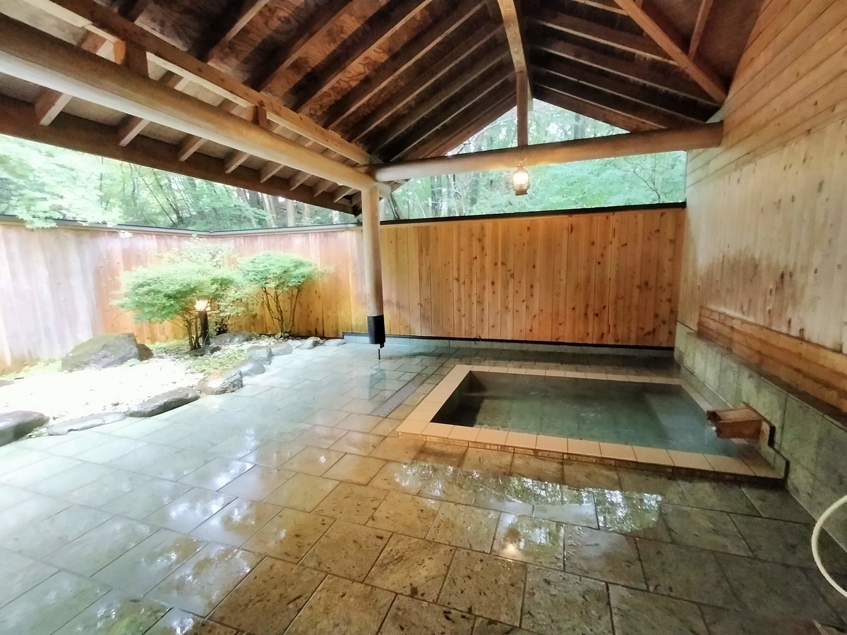 雨キャンプ ⁡⁡⁡キャンプ飯 ローストビーフ丼⁡ ミネストローネスープ⁡ アヒージョ ⁡⁡⁡⁡那須 ⁡キャンプラビット⁡ キャンピングトレーラー⁡ シーズー⁡ キャンプ犬⁡ 貸切露天風呂