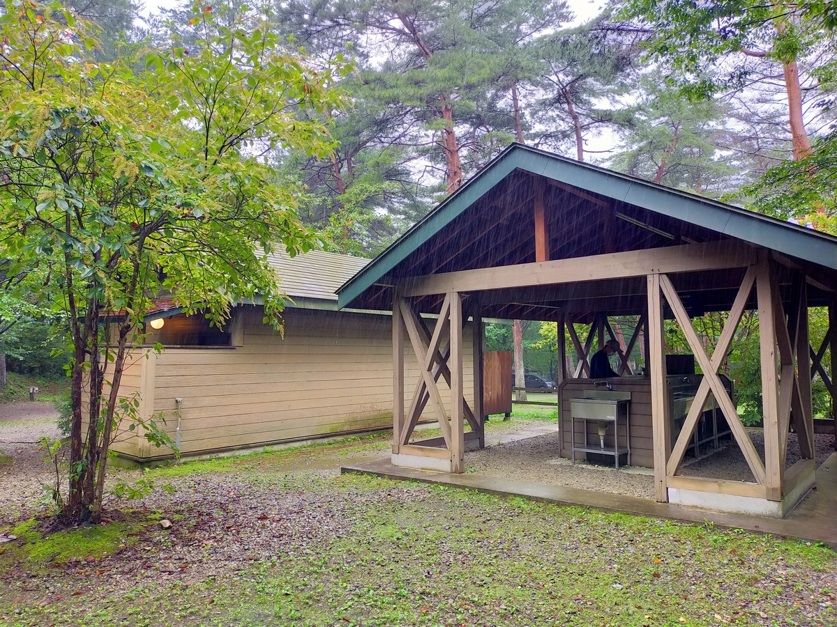 雨キャンプ ⁡⁡⁡キャンプ飯 ローストビーフ丼⁡ ミネストローネスープ⁡ アヒージョ ⁡⁡⁡⁡那須 ⁡キャンプラビット⁡ キャンピングトレーラー⁡ シーズー⁡ キャンプ犬⁡ 貸切露天風呂