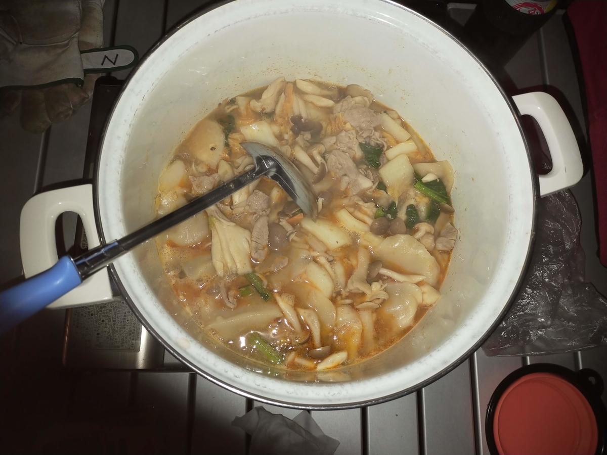 こっこランド那須FCG こっこランド那須 栃木県 那須町 キャンプ キャンプ場 キャンピングトレーラー シーズー 鍋