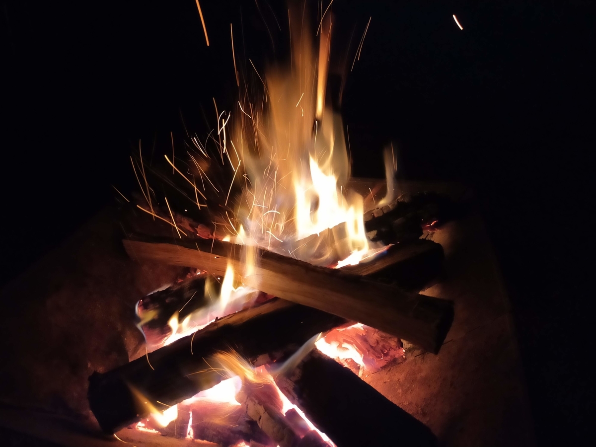 こっこランド那須FCG こっこランド那須 栃木県 那須町 キャンプ キャンプ場 キャンピングトレーラー シーズー 焚き火