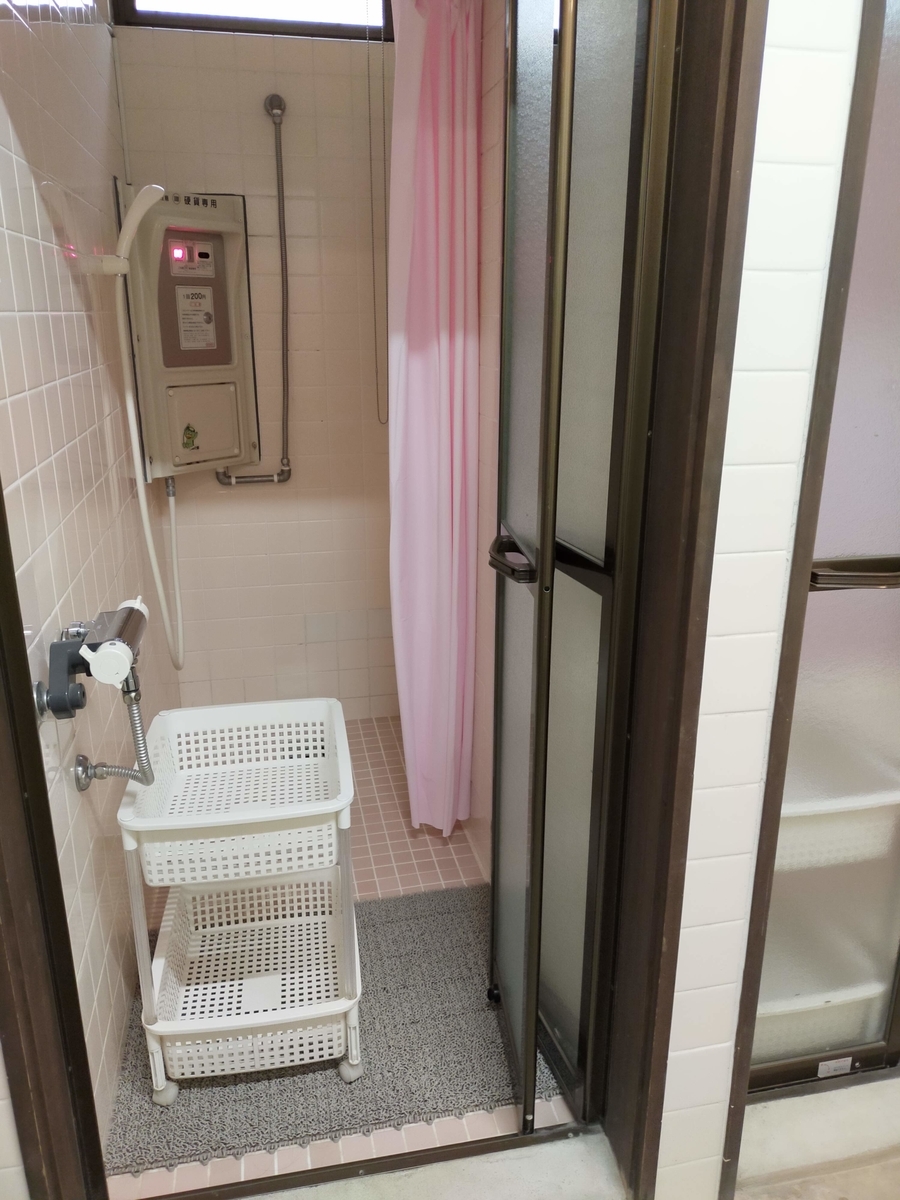 こっこランド那須FCG こっこランド那須 栃木県 那須町 キャンプ キャンプ場 キャンピングトレーラー シーズー シャワー