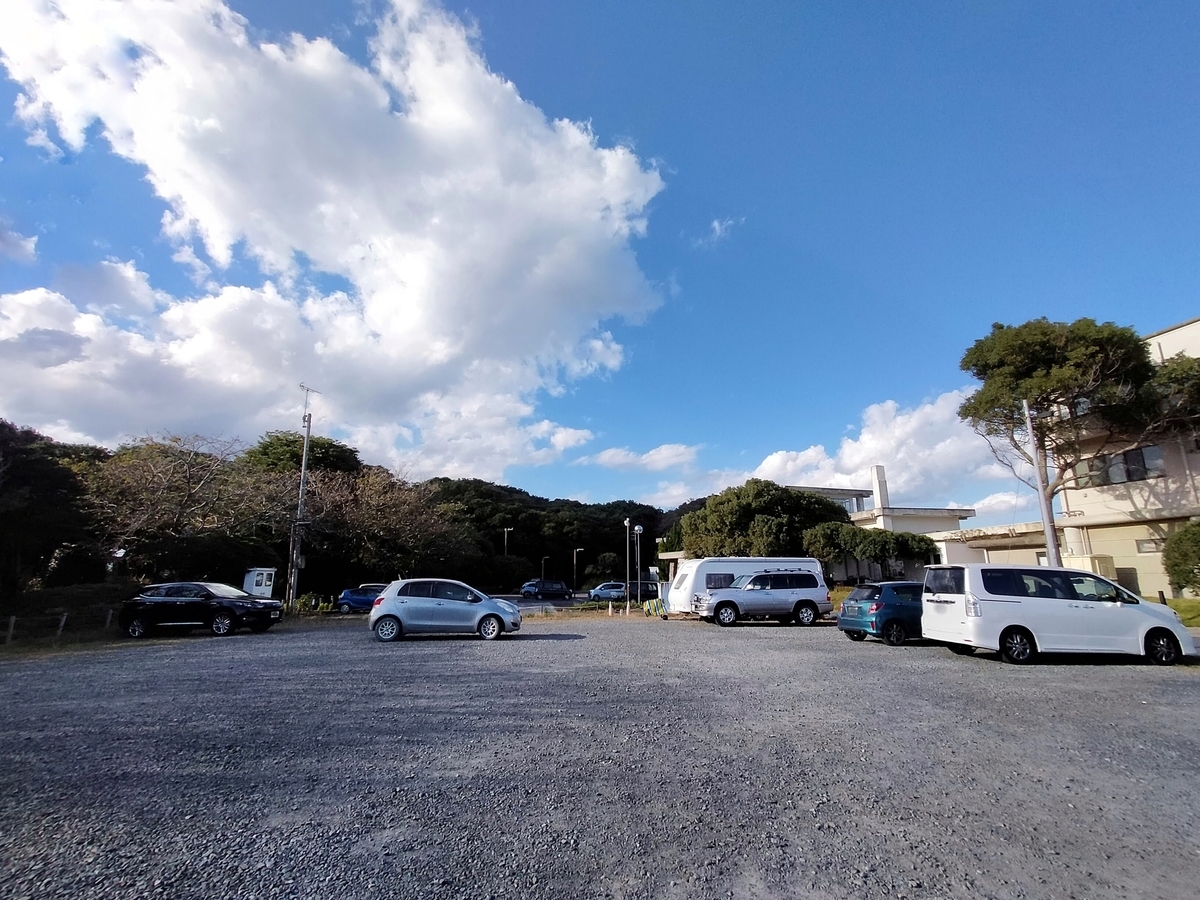 くるま旅クラブ 湯YOUパーク いそざき温泉ホテルニュー白亜紀 ホテルニュー白亜紀 キャンピングトレーラー 車中泊 駐車場