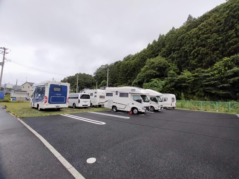 兼宮商店 RVパークおながわ&浜焼きコーナー くるま旅クラブ 車中泊キャンピングトレーラー ペット可 