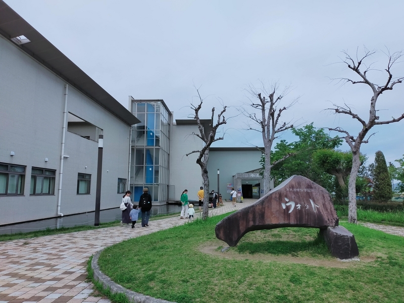 浜松市 浜名湖 渚園 キャンプ シーズー キャンピングトレーラー 