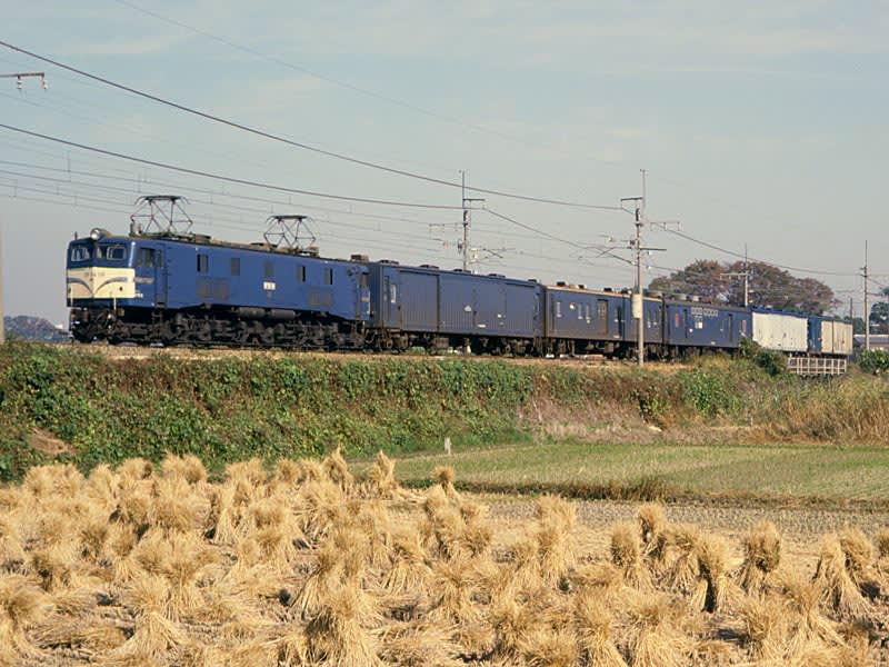 katoの郵便・荷物列車 東北仕様の年代について検証してみた。 - 本棚の