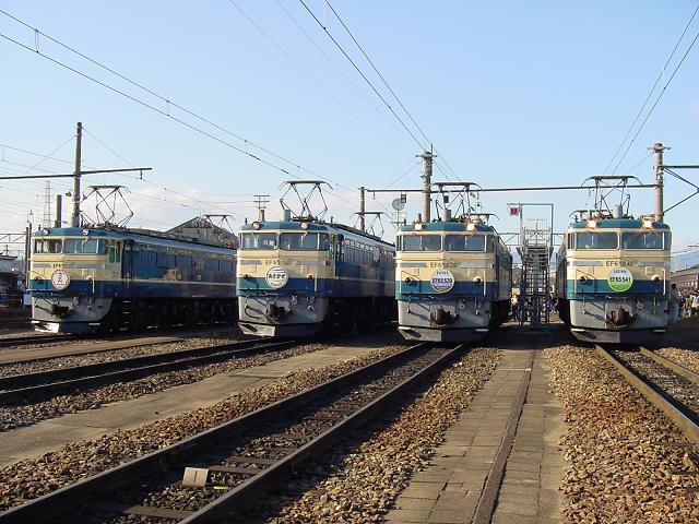 EF65  500番台前照灯、走行問題ナシデス。 File:EF65-2065.jpg - Wikimedia Commons
