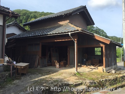 建物解体 二ヶ月越しで小屋の解体が完了したよ Diyしてみよう ミケにゃ