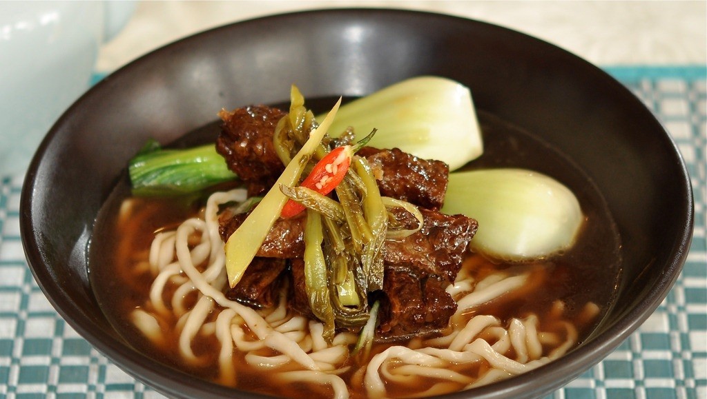 台湾の代表的な麺類：牛肉麺