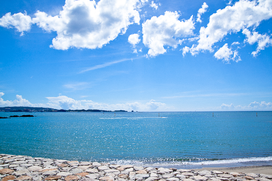 [和歌山]紀伊田辺：田辺扇ヶ浜海水浴場から湊浦漁港へ向かう From 243