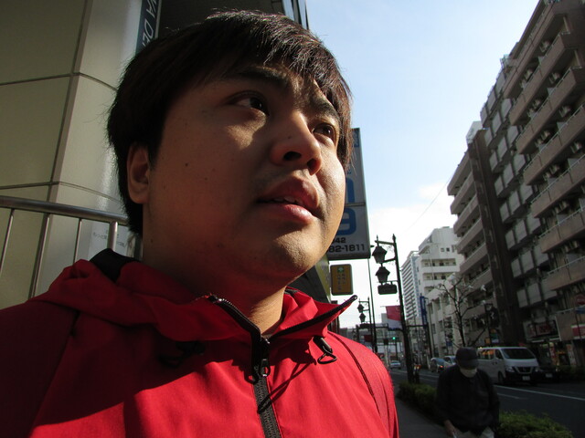 途方に暮れる男性