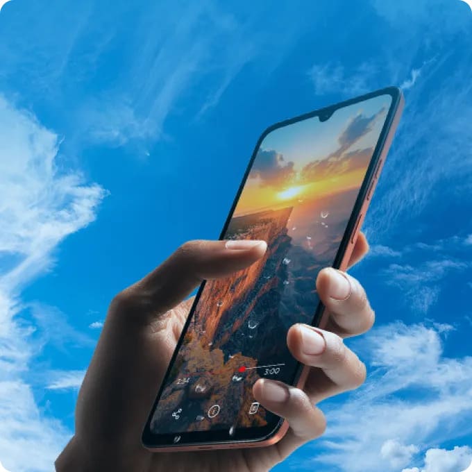 【ディスプレイ】約6.9インチ×120Hzでスクロールも滑らか