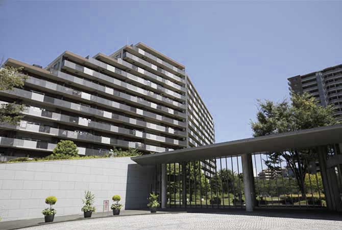 ニュートンプレイスのエントランスゲート