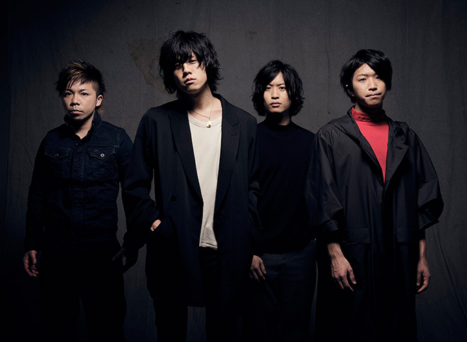 ロックバンド・LAMP IN TERRENのアーティスト写真