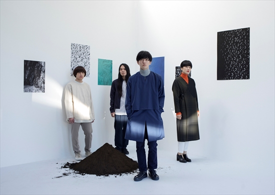 ロックバンド・雨のパレードのアー写