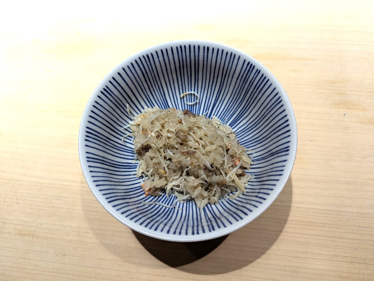 飛鳥くら田のカニ入り土鍋ごはん