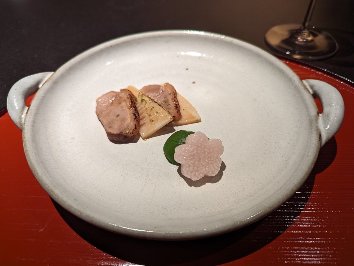 鴨のロースも美しい桃色